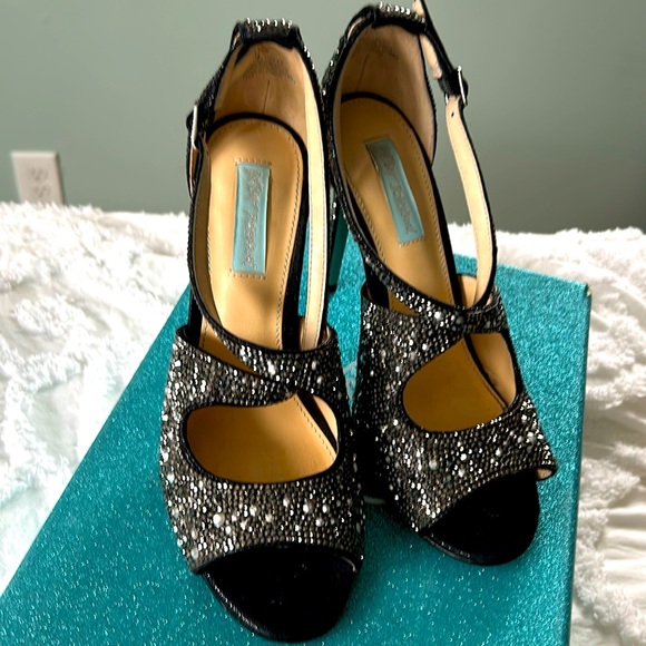 Betsey Johnson Shoes - Betsy Johnson Crystal Peep Toes sz8